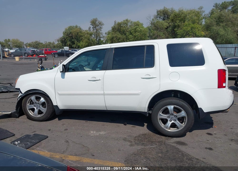 2015 HONDA PILOT EX-L VIN: 5FNYF4H50FB020638