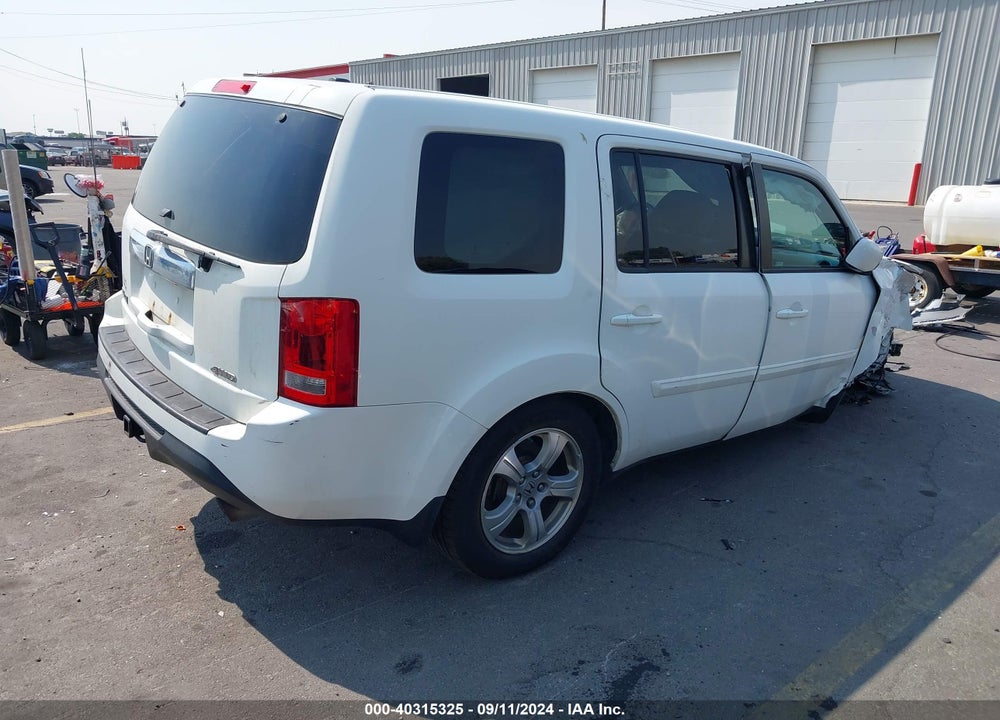 2015 HONDA PILOT EX-L VIN: 5FNYF4H50FB020638