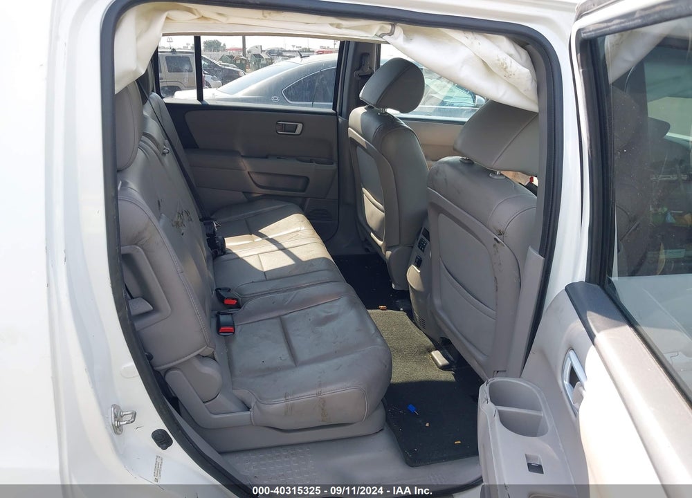 2015 HONDA PILOT EX-L VIN: 5FNYF4H50FB020638