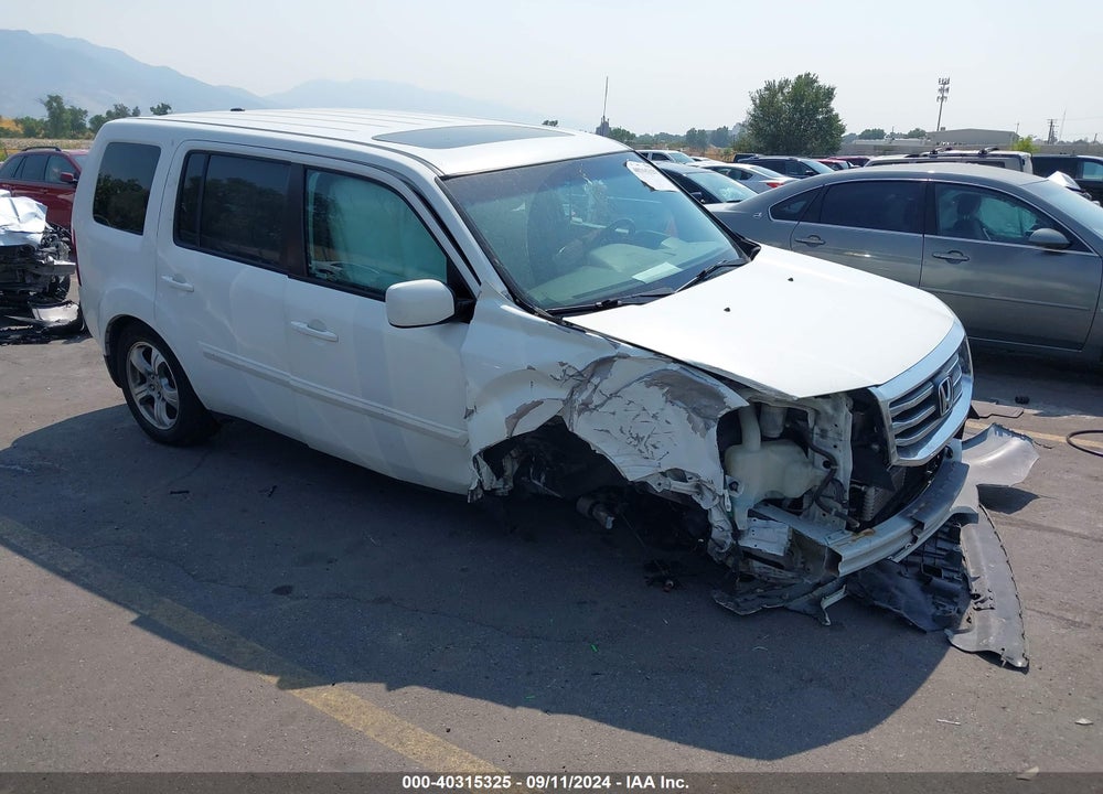 2015 HONDA PILOT EX-L VIN: 5FNYF4H50FB020638