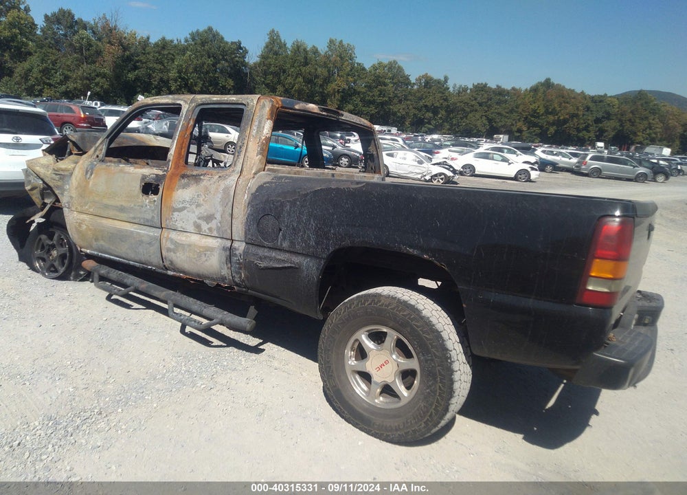 2001 GMC SIERRA 1500 VIN: 2GTEK69U711353432