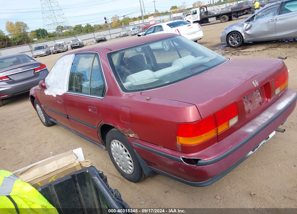 1992 HONDA ACCORD LX VIN: 1HGCB7552NA225589