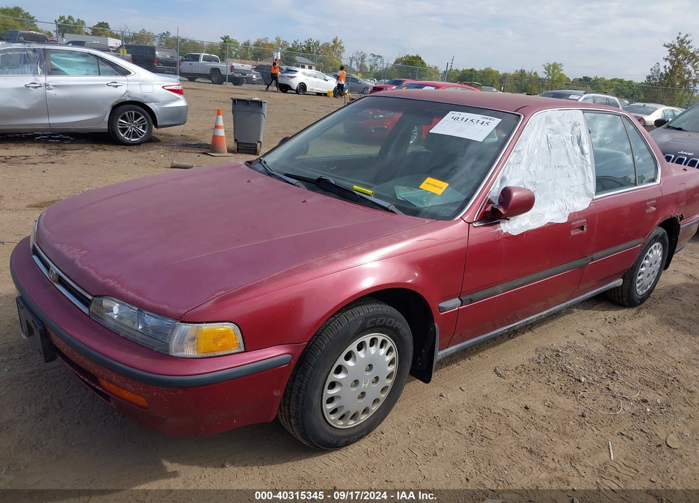 1992 HONDA ACCORD LX VIN: 1HGCB7552NA225589