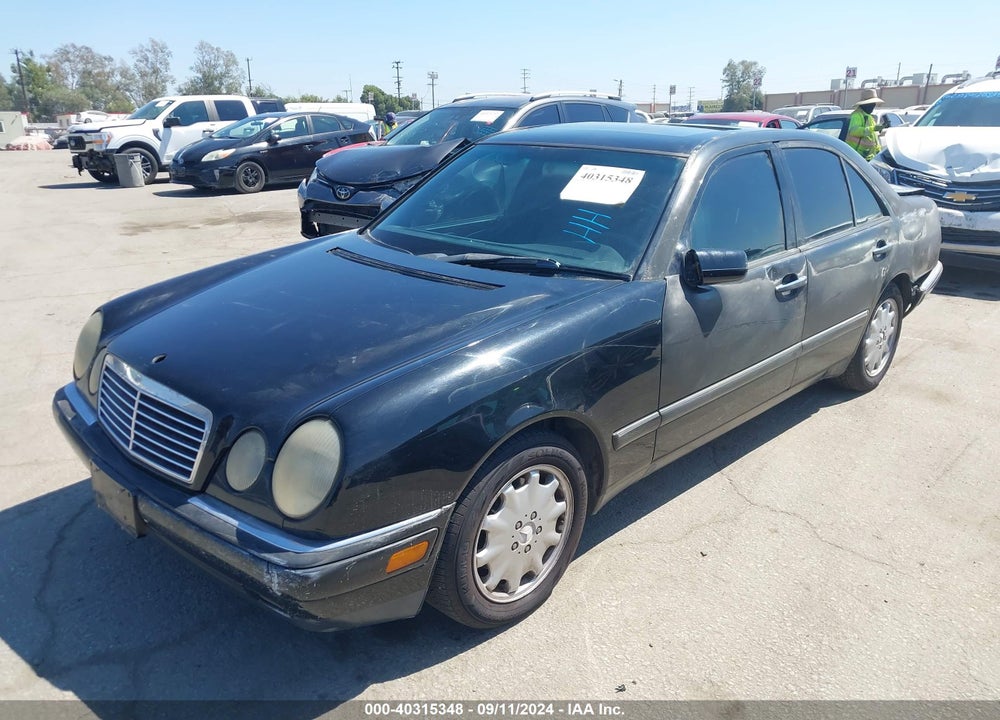 1998 MERCEDES-BENZ E 320 VIN: WDBJF65FXWA519612