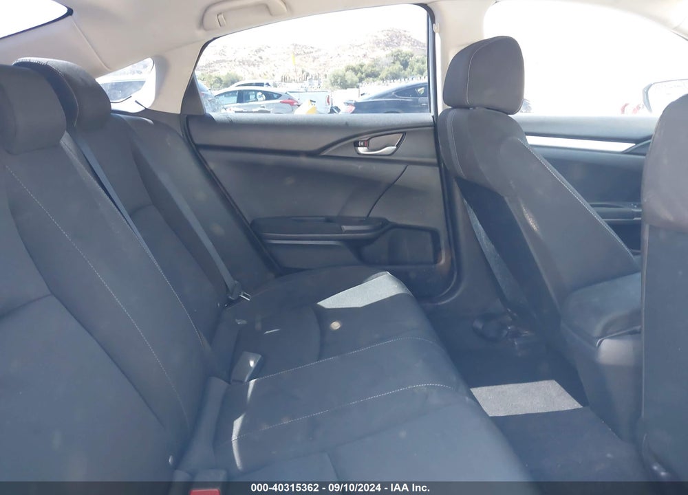 2019 HONDA CIVIC LX VIN: 2HGFC2F69KH523624