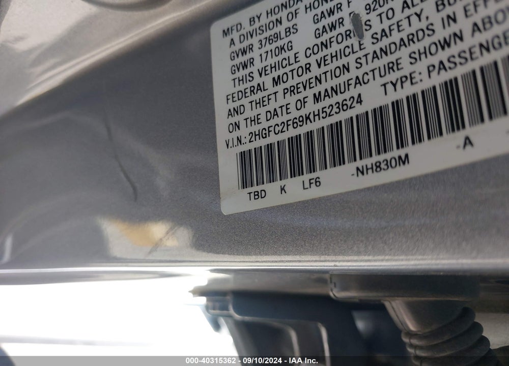 2019 HONDA CIVIC LX VIN: 2HGFC2F69KH523624