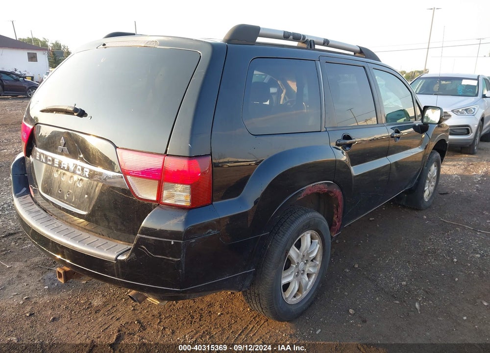 2011 MITSUBISHI ENDEAVOR VIN: 4A4JN2AS2BE027300