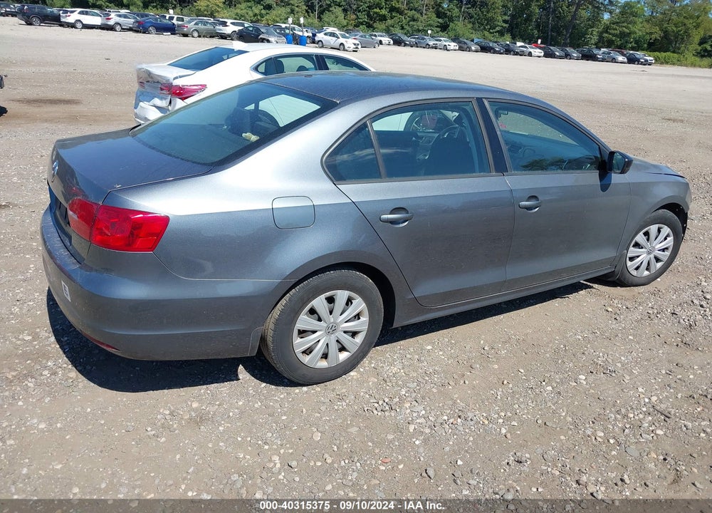 2014 VOLKSWAGEN JETTA 2.0L S VIN: 3VW2K7AJ9EM255380
