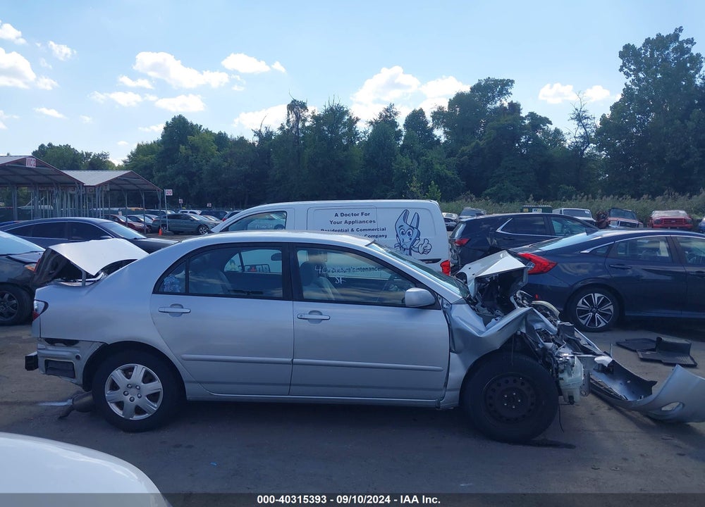 2005 TOYOTA COROLLA LE VIN: 1NXBR32E65Z438705