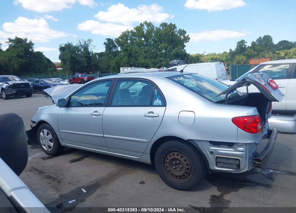 2005 TOYOTA COROLLA LE VIN: 1NXBR32E65Z438705