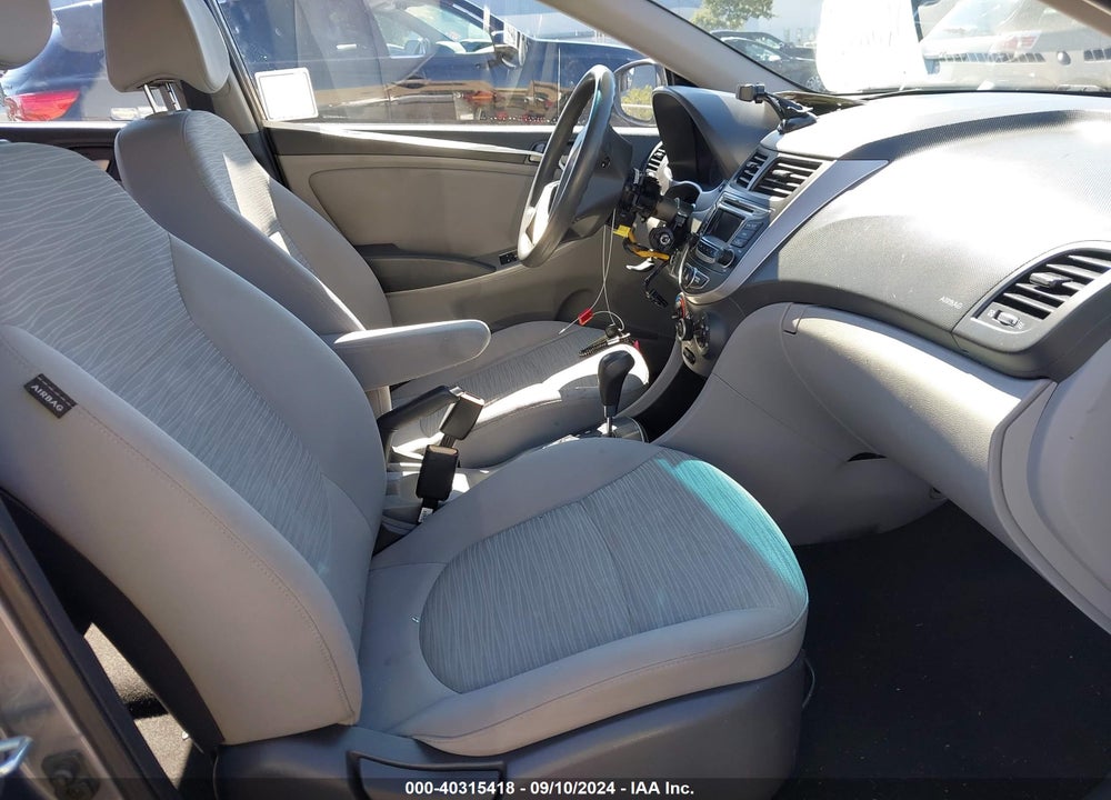 2015 HYUNDAI ACCENT GLS VIN: KMHCT4AEXFU912086