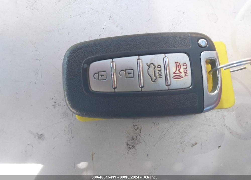 2012 HYUNDAI GENESIS 3.8 VIN: KMHGC4DDXCU207062