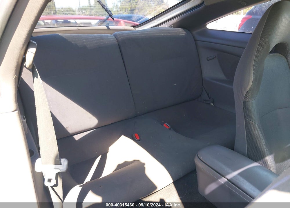 2000 TOYOTA CELICA GT VIN: JTDDR32T4Y0005813