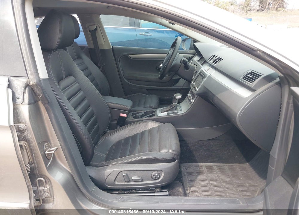 2011 VOLKSWAGEN CC SPORT VIN: WVWMN7AN8BE709951