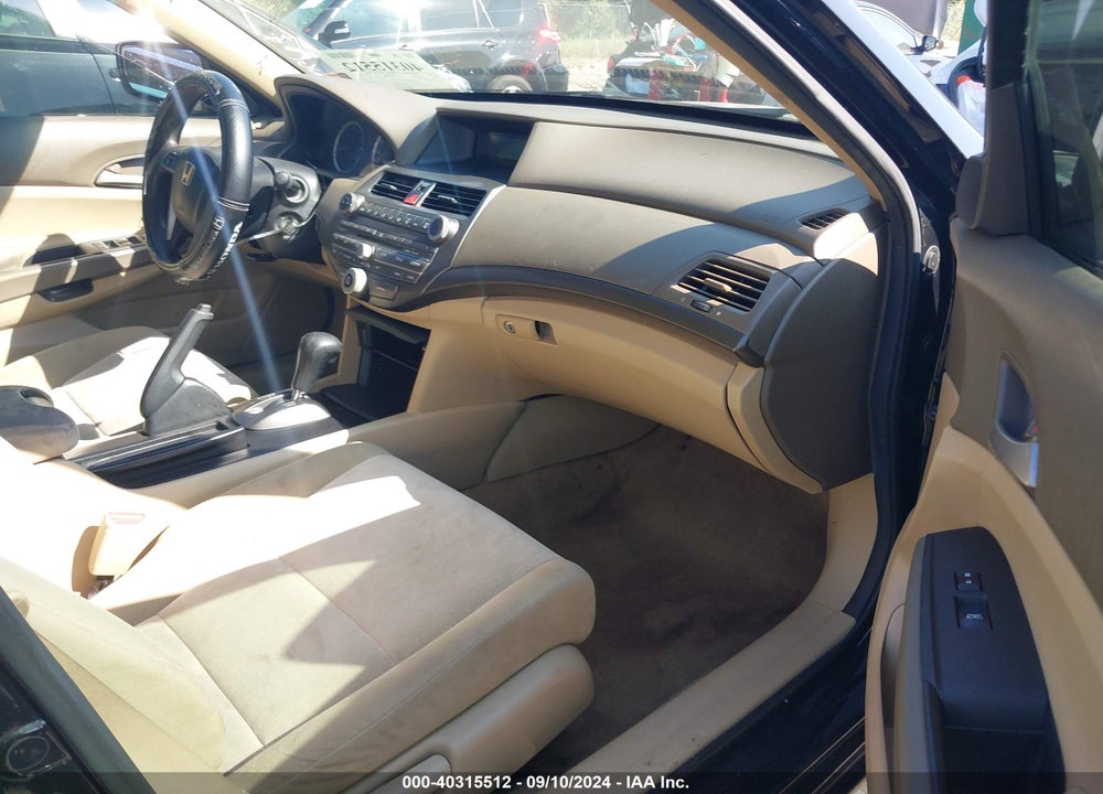 2010 HONDA ACCORD 2.4 LX-P VIN: 1HGCP2F40AA064177