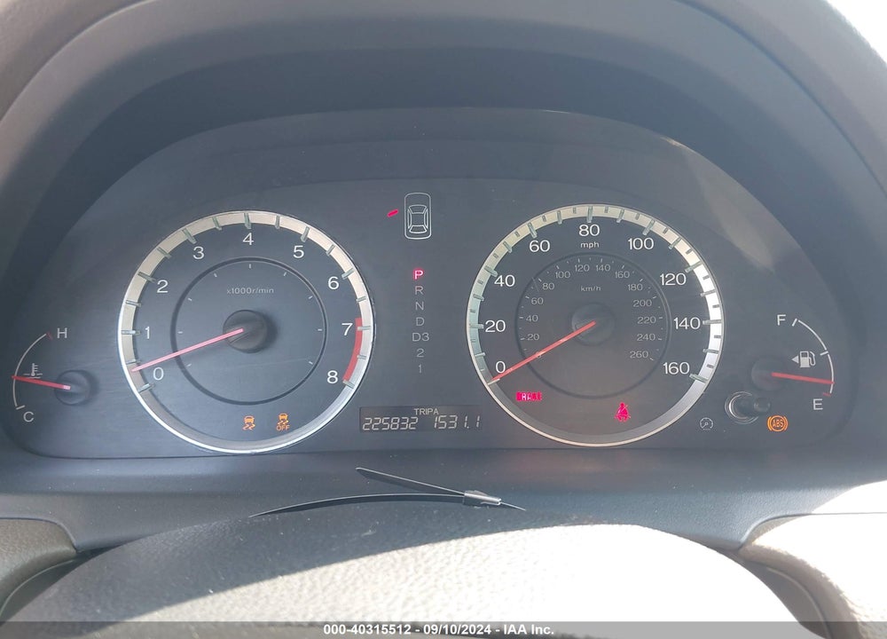 2010 HONDA ACCORD 2.4 LX-P VIN: 1HGCP2F40AA064177