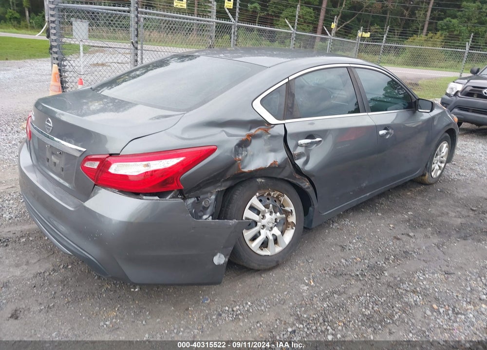 2017 NISSAN ALTIMA 2.5 S VIN: 1N4AL3AP4HN357811