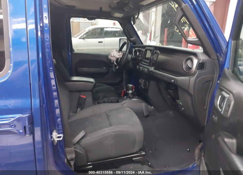 2018 JEEP WRANGLER UNLIMITED SPORT S 4X4 VIN: 1C4HJXDG4JW186978