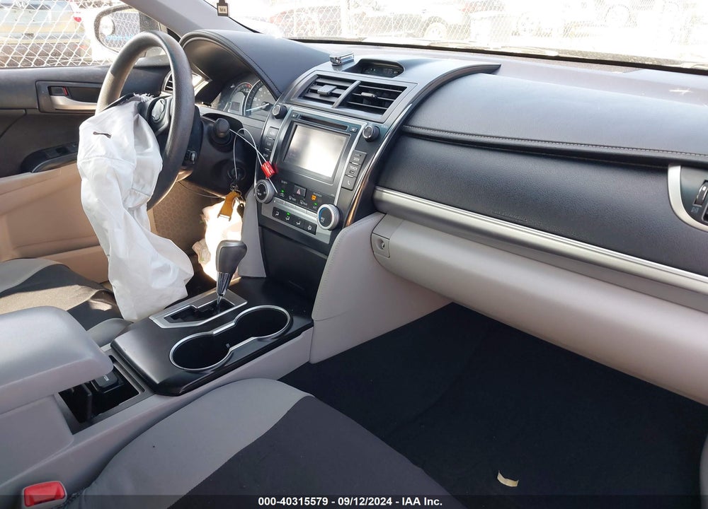 2014 TOYOTA CAMRY VIN: 4T4BF1FK3ER433402