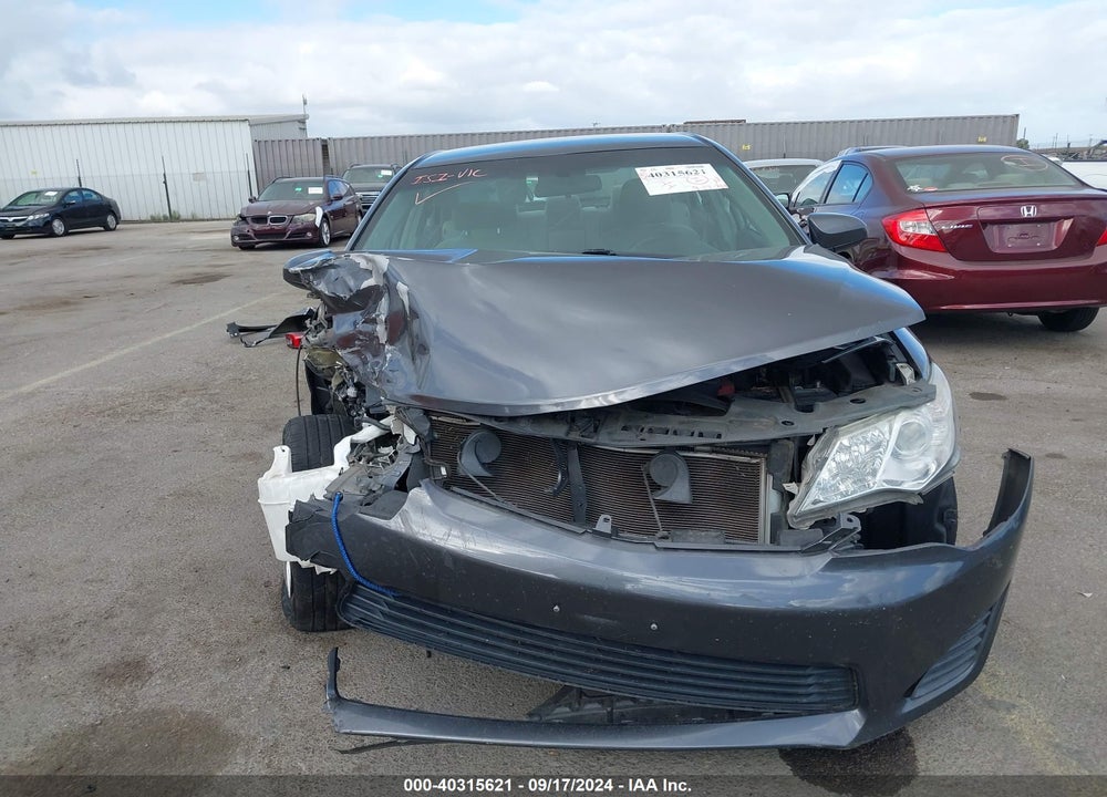 2013 TOYOTA CAMRY LE VIN: 4T1BF1FKXDU208290