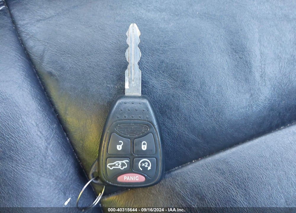2012 CHRYSLER 200 LIMITED VIN: 1C3CCBCG8CN240319