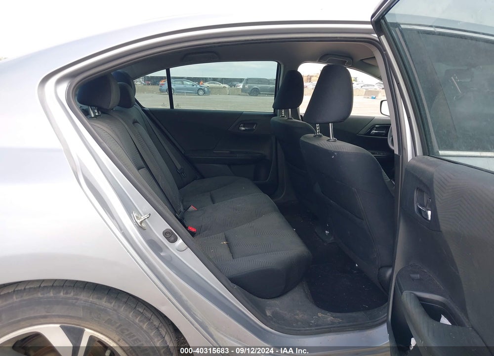 2016 HONDA ACCORD VIN: 1HGCR2F33GA197848