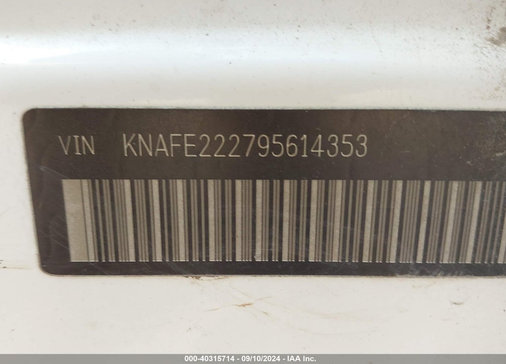 2009 KIA SPECTRA EX VIN: KNAFE222795614353