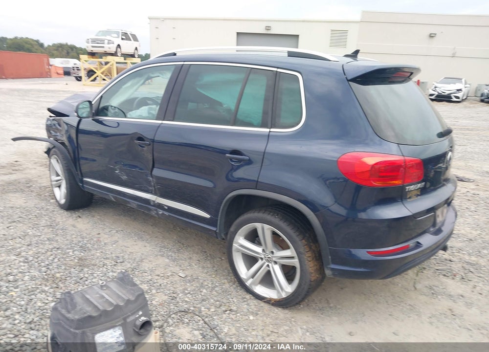 2016 VOLKSWAGEN TIGUAN R-LINE VIN: WVGAV7AX7GW527840
