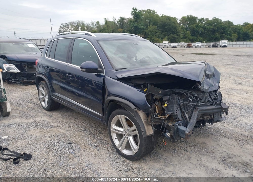 2016 VOLKSWAGEN TIGUAN R-LINE VIN: WVGAV7AX7GW527840
