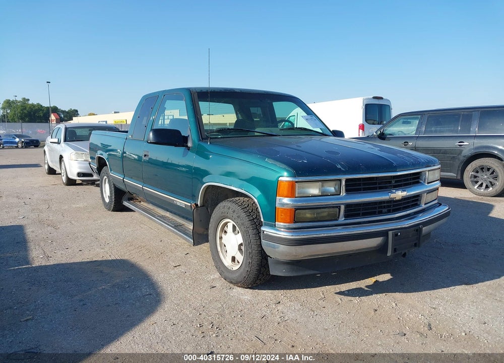 1996 CHEVROLET GMT-400 C1500 VIN: 2GCEC19M6T1108981
