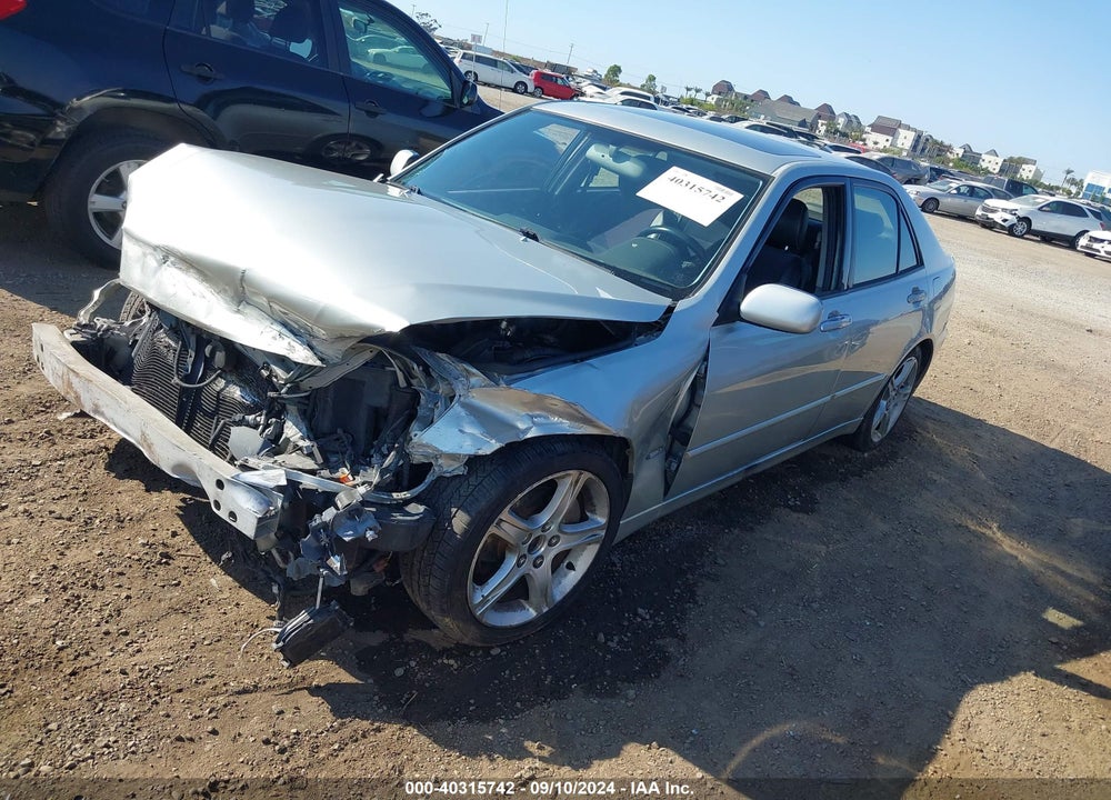 2002 LEXUS IS 300 VIN: JTHBD192920051697