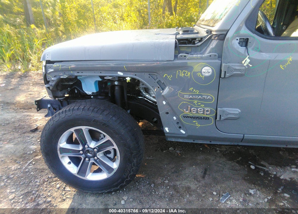 2022 JEEP WRANGLER UNLIMITED SAHARA 4X4 VIN: 1C4HJXEN8NW148396