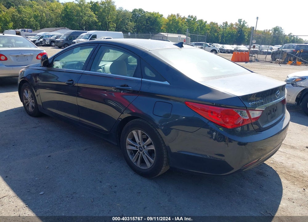 2012 HYUNDAI SONATA GLS VIN: 5NPEB4AC7CH394071