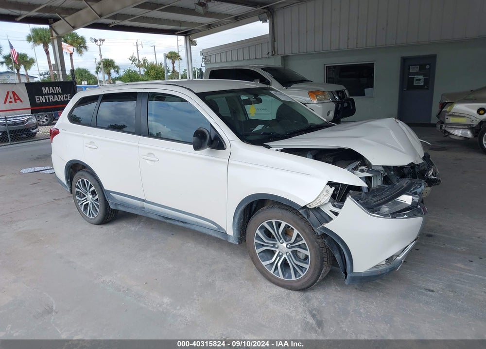 2017 MITSUBISHI OUTLANDER ES VIN: JA4AD2A35HZ067045