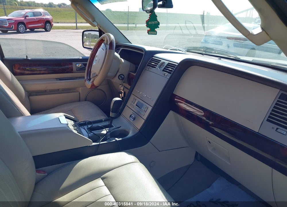 2003 LINCOLN NAVIGATOR VIN: 5LMFU28R13LJ00441