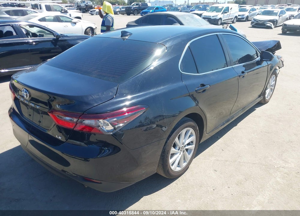 2022 TOYOTA CAMRY LE VIN: 4T1C11AK7NU061471