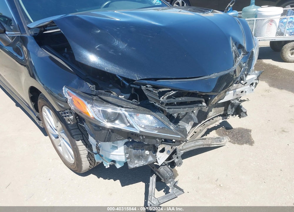 2022 TOYOTA CAMRY LE VIN: 4T1C11AK7NU061471
