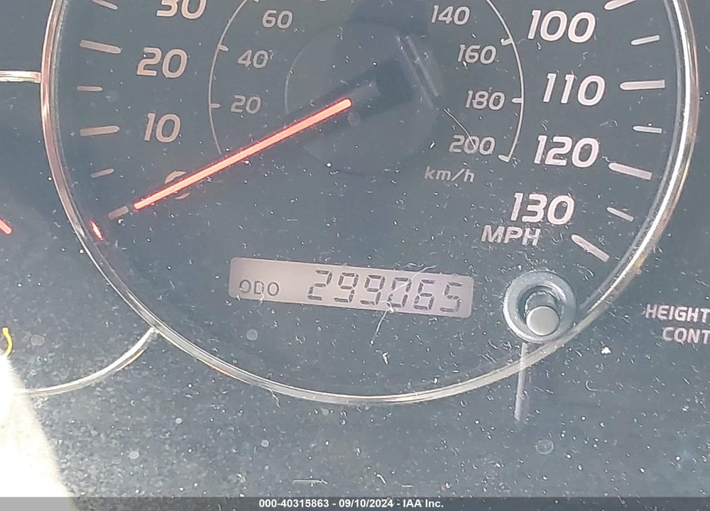 2004 LEXUS GX 470 VIN: JTJBT20X240043203