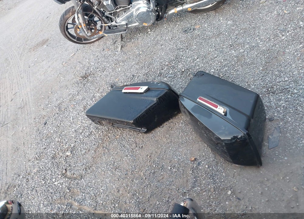 2005 HARLEY-DAVIDSON FLSTFI VIN: 1HD1BXB105Y047291