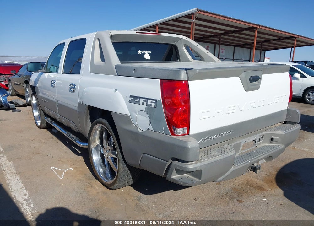 2002 CHEVROLET AVALANCHE 1500 VIN: 3GNEC13T52G292937