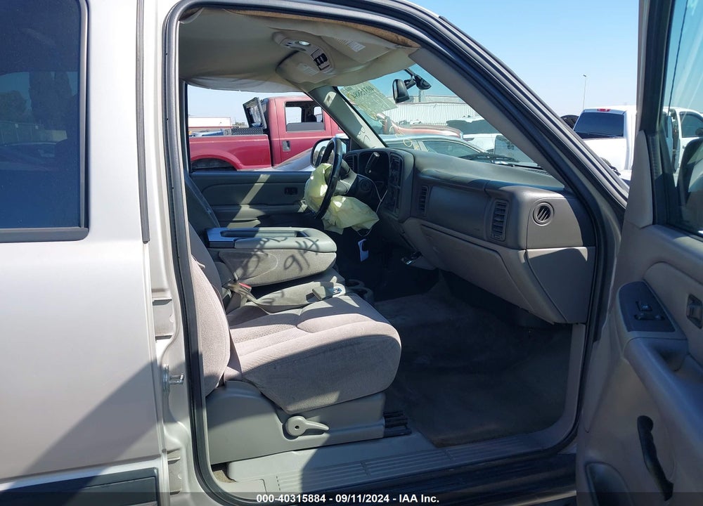 2006 CHEVROLET TAHOE LS VIN: 1GNEC13V76R168580