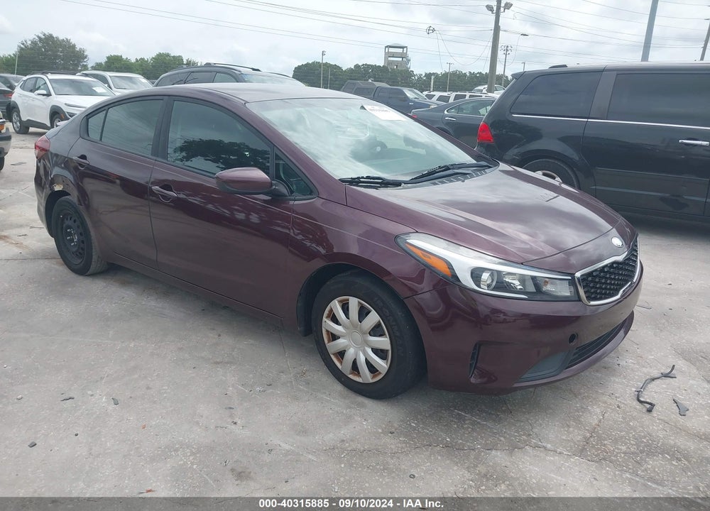 2018 KIA FORTE LX VIN: 3KPFK4A78JE257665