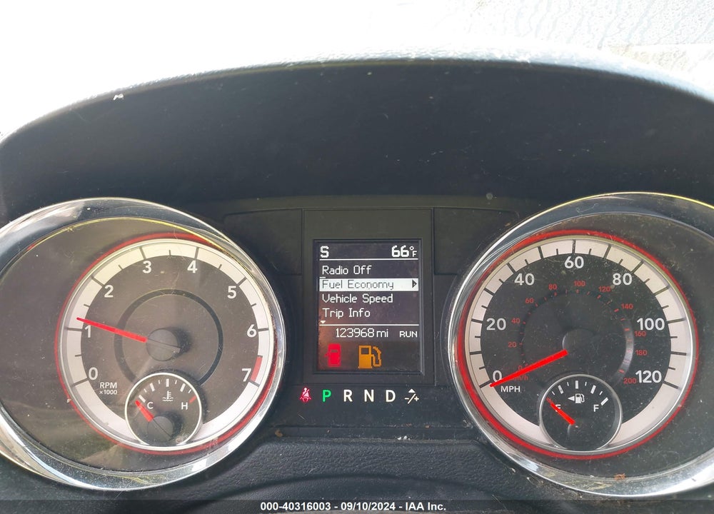 2015 DODGE GRAND CARAVAN SXT VIN: 2C4RDGCGXFR631317