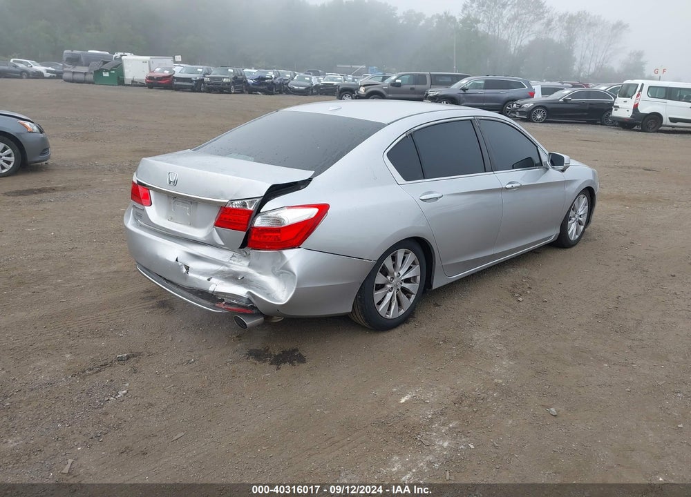 2015 HONDA ACCORD EX-L VIN: 1HGCR2F84FA102496