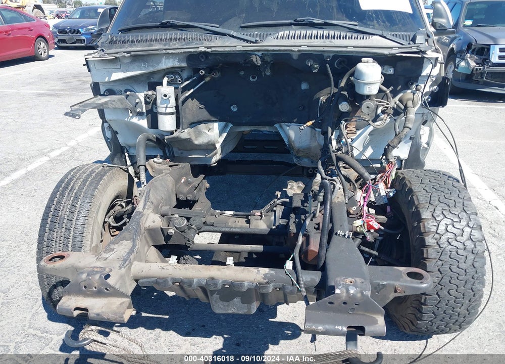 2004 CHEVROLET TAHOE Z71 VIN: 1GNEK13T54R202580
