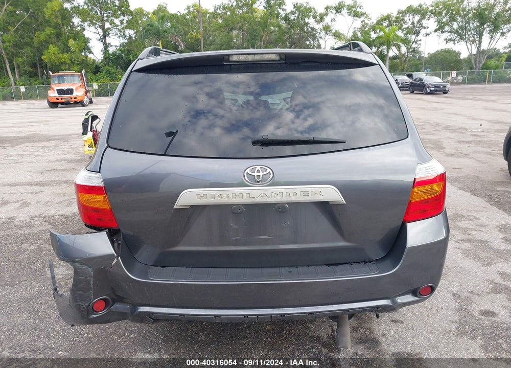 2010 TOYOTA HIGHLANDER BASE V6 VIN: 5TDZK3EH1AS008835