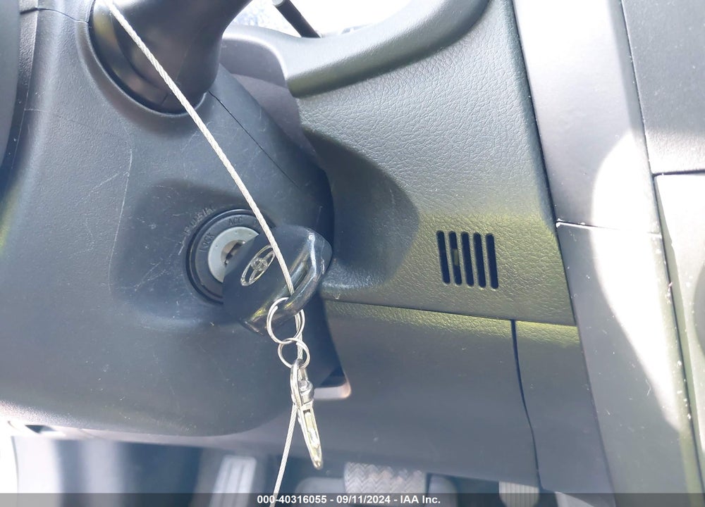 2010 TOYOTA COROLLA VIN: 1NXBU4EE6AZ334855