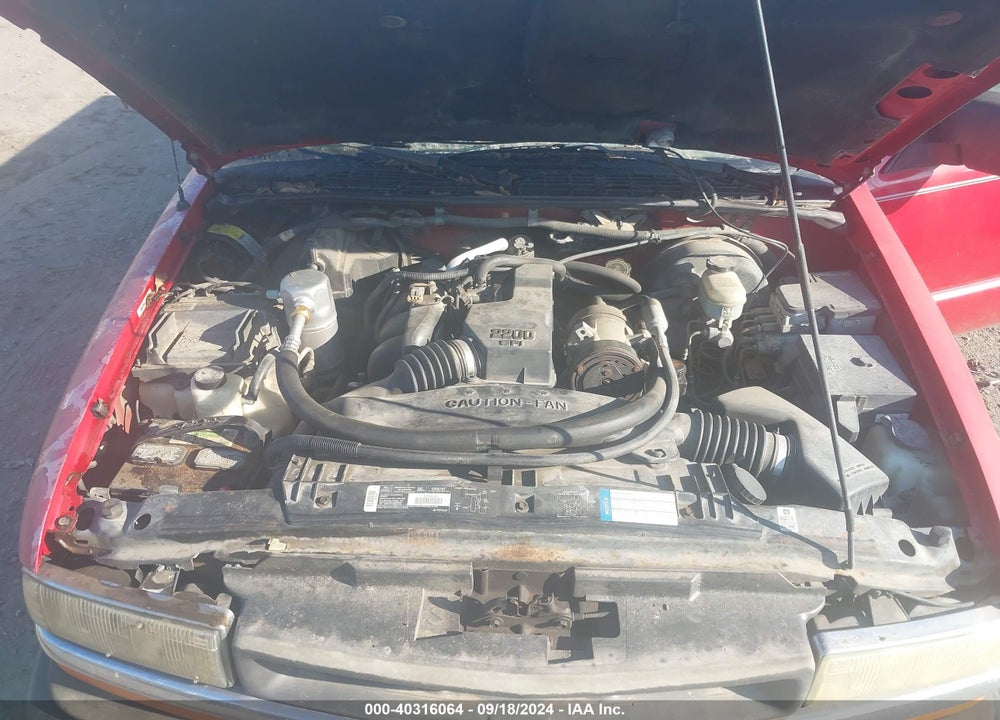 1998 CHEVROLET S-10 FLEETSIDE VIN: 1GCCS1442W8142323