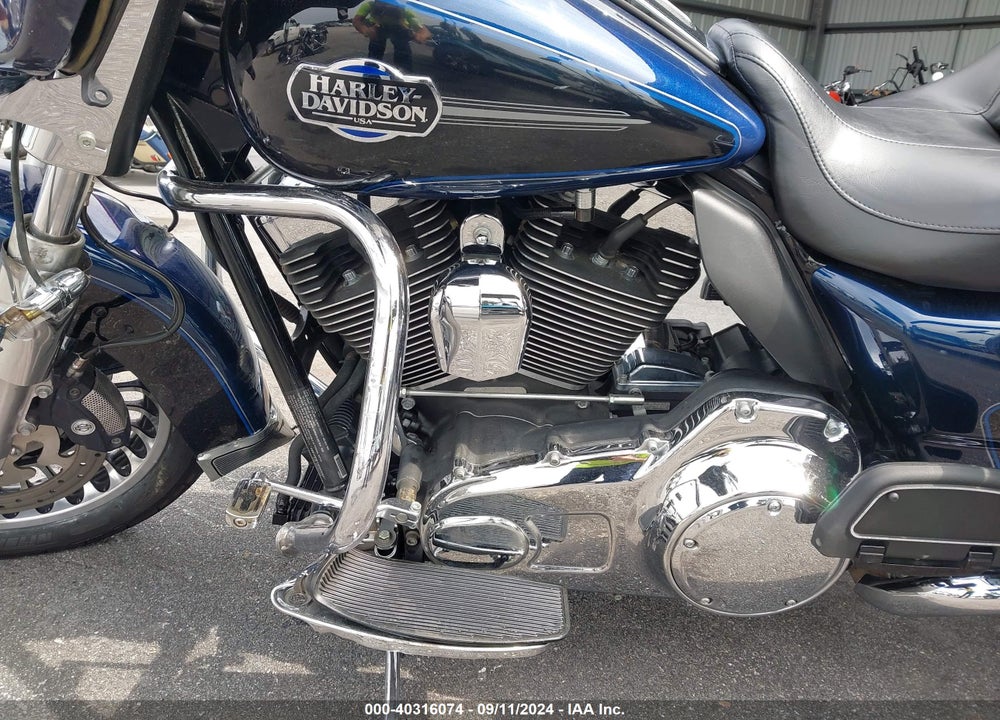 2012 HARLEY-DAVIDSON FLHTCU ULTRA CLASSIC ELECTRA GLD VIN: 1HD1FCM10CB632527