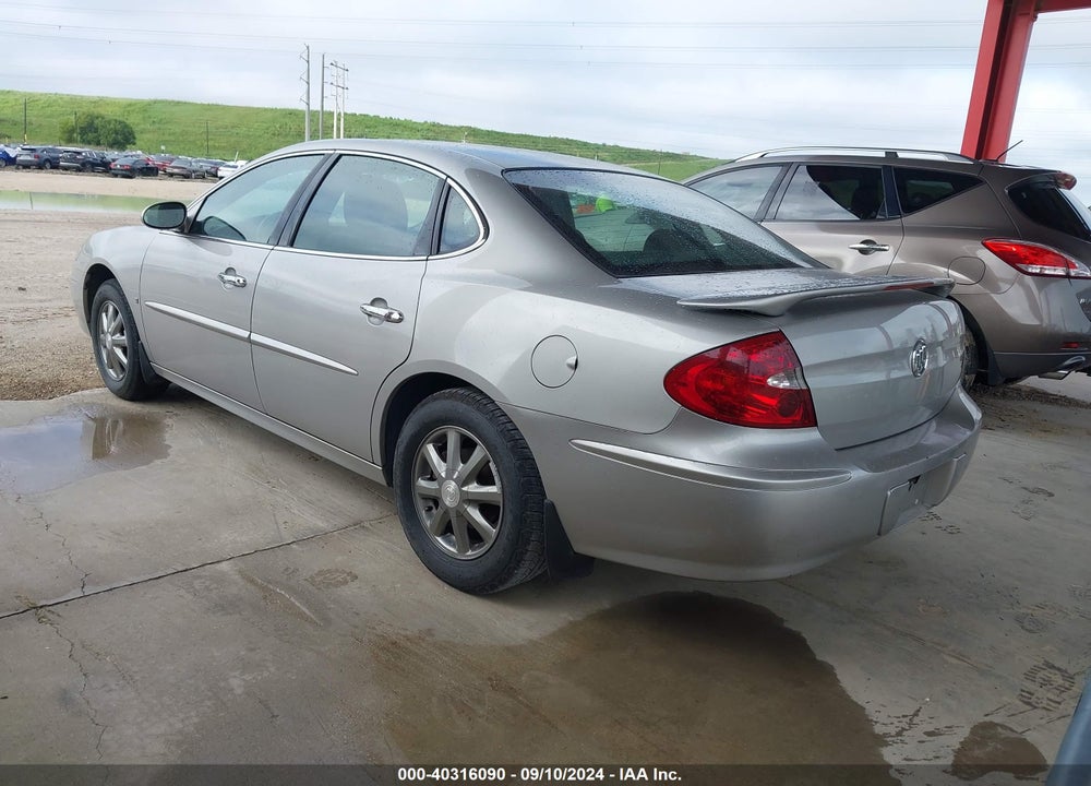 2007 BUICK LACROSSE VIN: 2G4WD552071119621